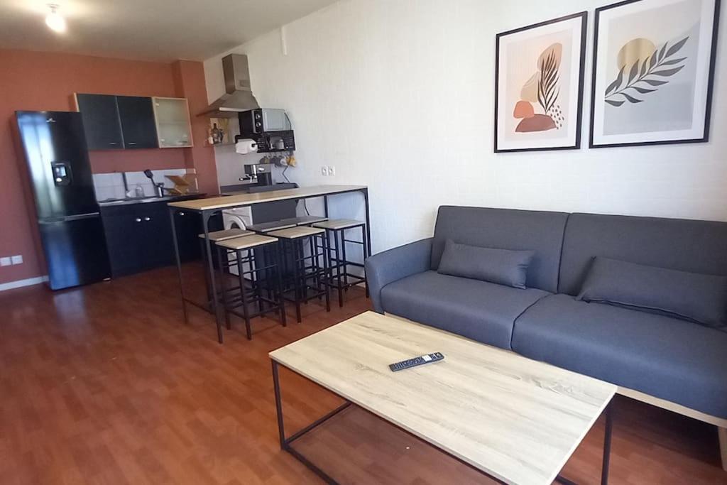 Appartement 3 Pieces Avec Parking Et Balcon - Le Havre *